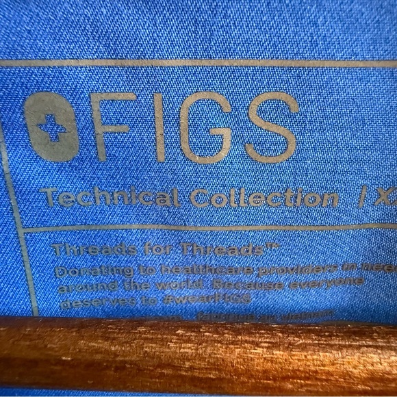 Figs Rafaela Oversized Scrub Top with Blue Mandarin Collar Cap Sleeve Blouse - Picture 9 of 11